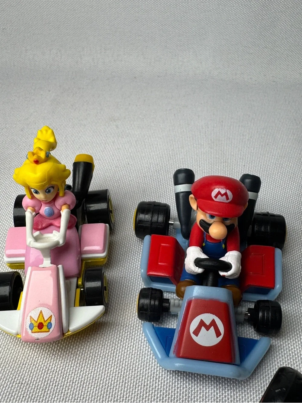 Lot of 8 Nintendo Mario Kart Toy cars Set